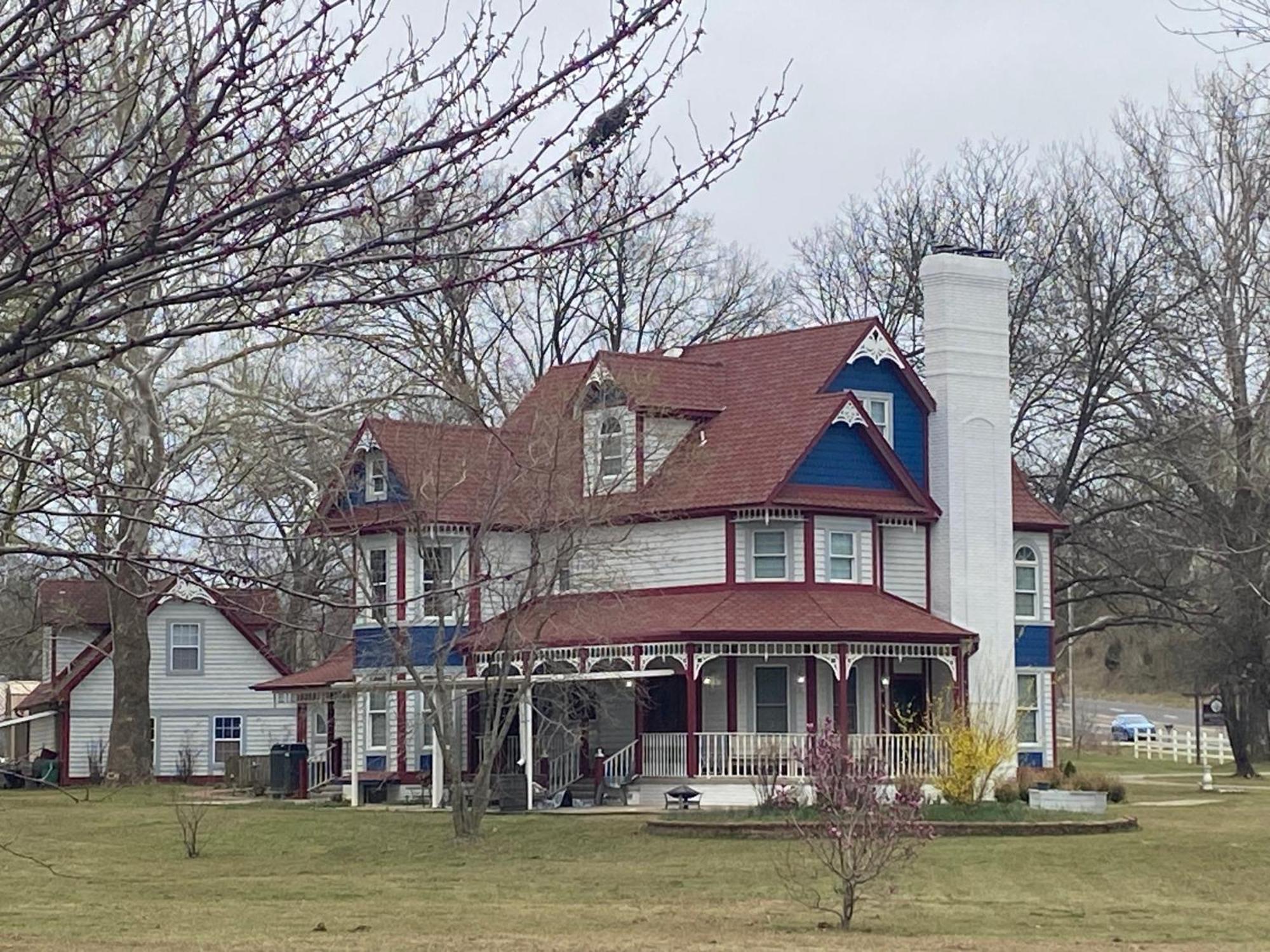 Apple Crest Inn Gentry Екстер'єр фото